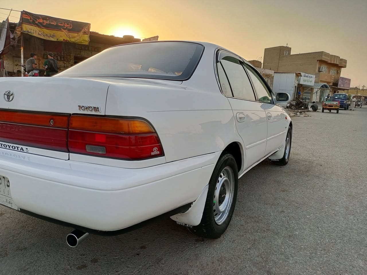 السلام عليكم كورله للبيع موديل 94رقم بغداد سياره مكفوله كفاله عامه ماعده الصبغ مكينه كير حداديه جاهزات تخم تاير  تبريد شغال مكان واسط النعمانيه ***********
