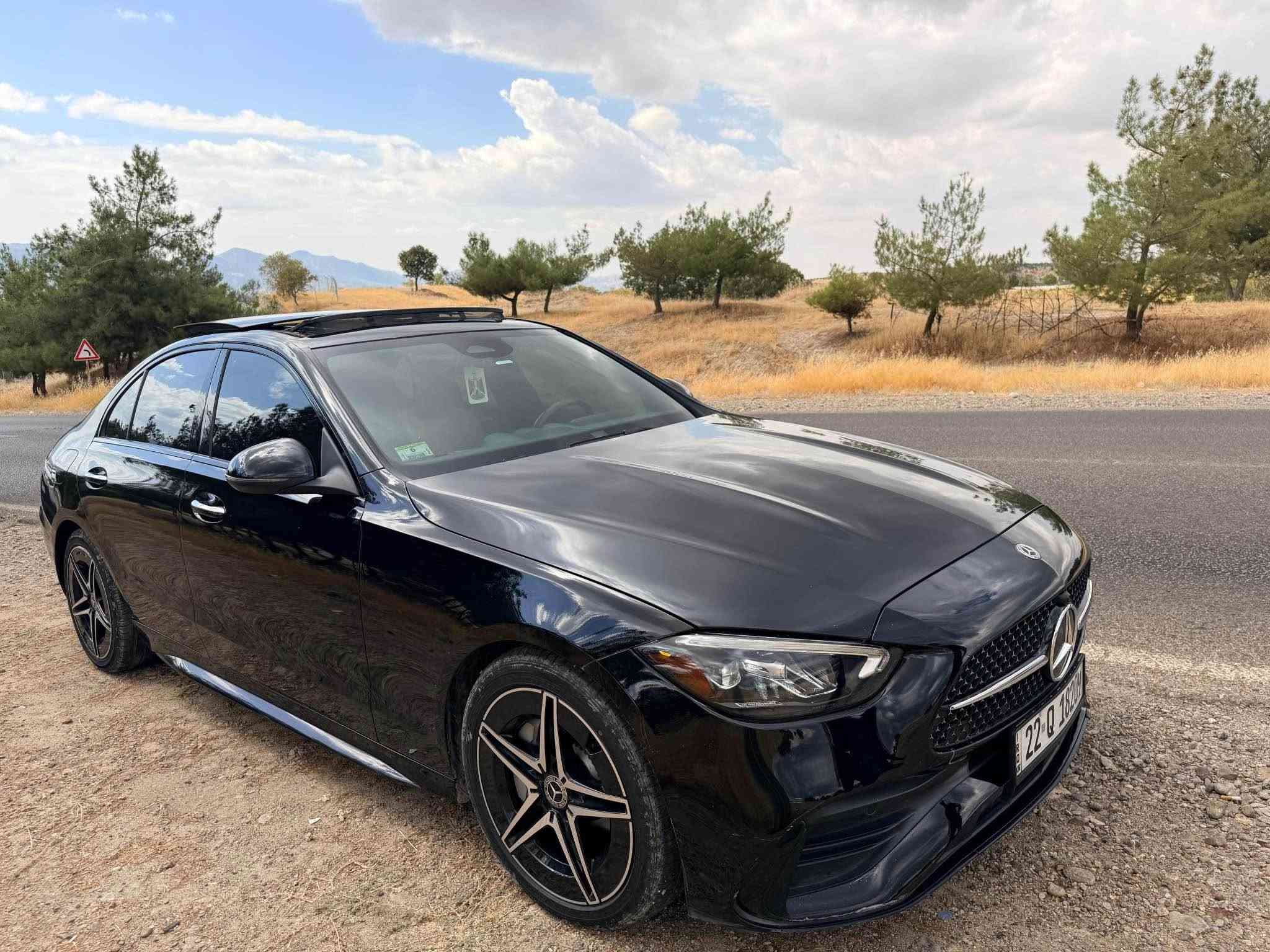 للبيع 
مرسيدس C300 Amg  
موديل 2023
محرك 2000تيربو
السيارة وارد أمريكي كلين تايتل بدون حادث 
عداد المسافة: ٤٦الف كيلو متر
تخم تاير جديد

السعر 348$ورقة وبي مجال بسيط

.
رقم صاحب السيارة 

فقط واتساب ***********

العنوان /بغداد /الدوره بغداد, العراق
