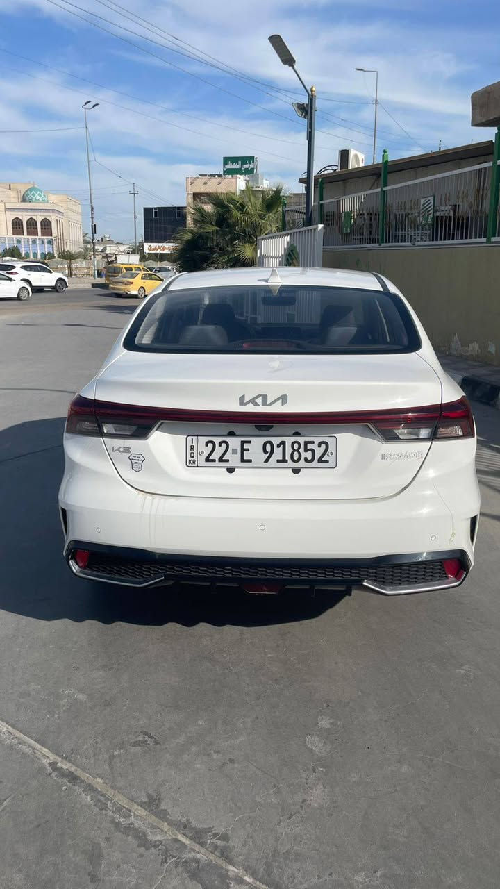سلام عليكم متاحK3 . فول مواصفات 2024 ماشيه 6000 الي يحب يقتنيه يتصل ***********
