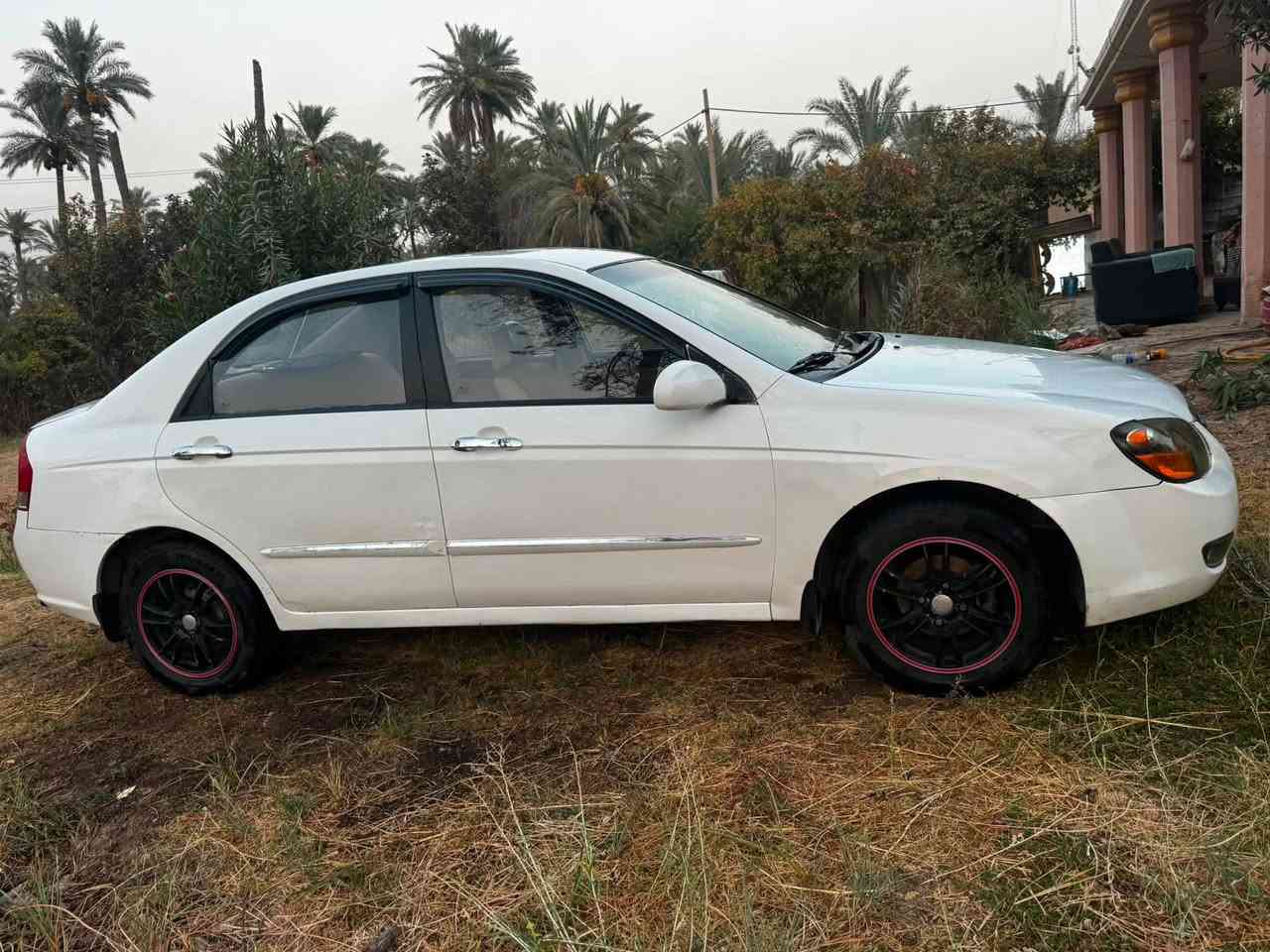 من رخصت الادمن المحترم
كيا سيراتو  2007  ( خليجيه ). بدون حادث فقط صبغ هنا وهنا اثر جراد فقط ابيع حزام  لان اللون صدفي يجرد ركزززلي بددون حادث 

كير ومكينه وتبريد وتخم تاير   جدد  فقط شويه عندي صوت بالصدر خفيف 
داخلهه نضيف السياره مال بيت  كلش حلوه وناعمة 

عنوان بغداد الدورة 
مراوس او نقد ابيع السعر 82 وبيهه مجال  
للاتصال والاستفسار ***********
