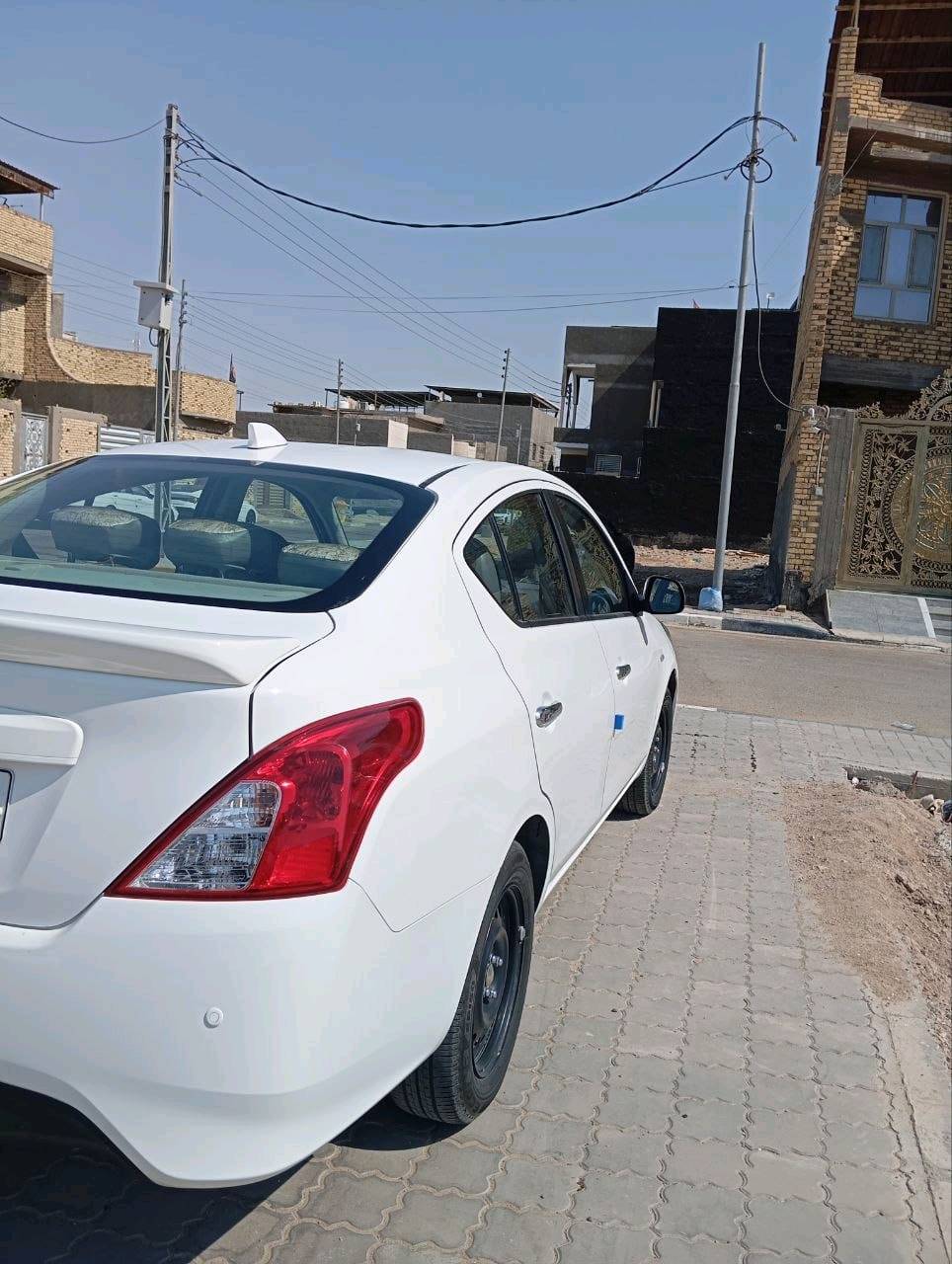 نيسان صني موديل 2025 رقم اربيل هندي ام ا لبليته الزركه مكفول من الصبغ والضربه ماعدا بارد بالباب الخلفي فقط السعر ١٢٢وبيه مجال بسيط الاتصال على الرقم ***********