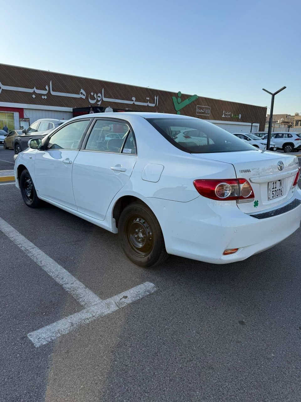 سلام عليكم
كورلا خليجي ٢٠١١
رقم بغداد ب اسمي
مكفوله من الحادث فقط صبغ مال تكشير موضح ب الصور 
كير مكينه كله جاهز 
بغداد/الكرخ 
***********
