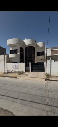ال٥٥دوميز • ١٠٠م • ٣غرف