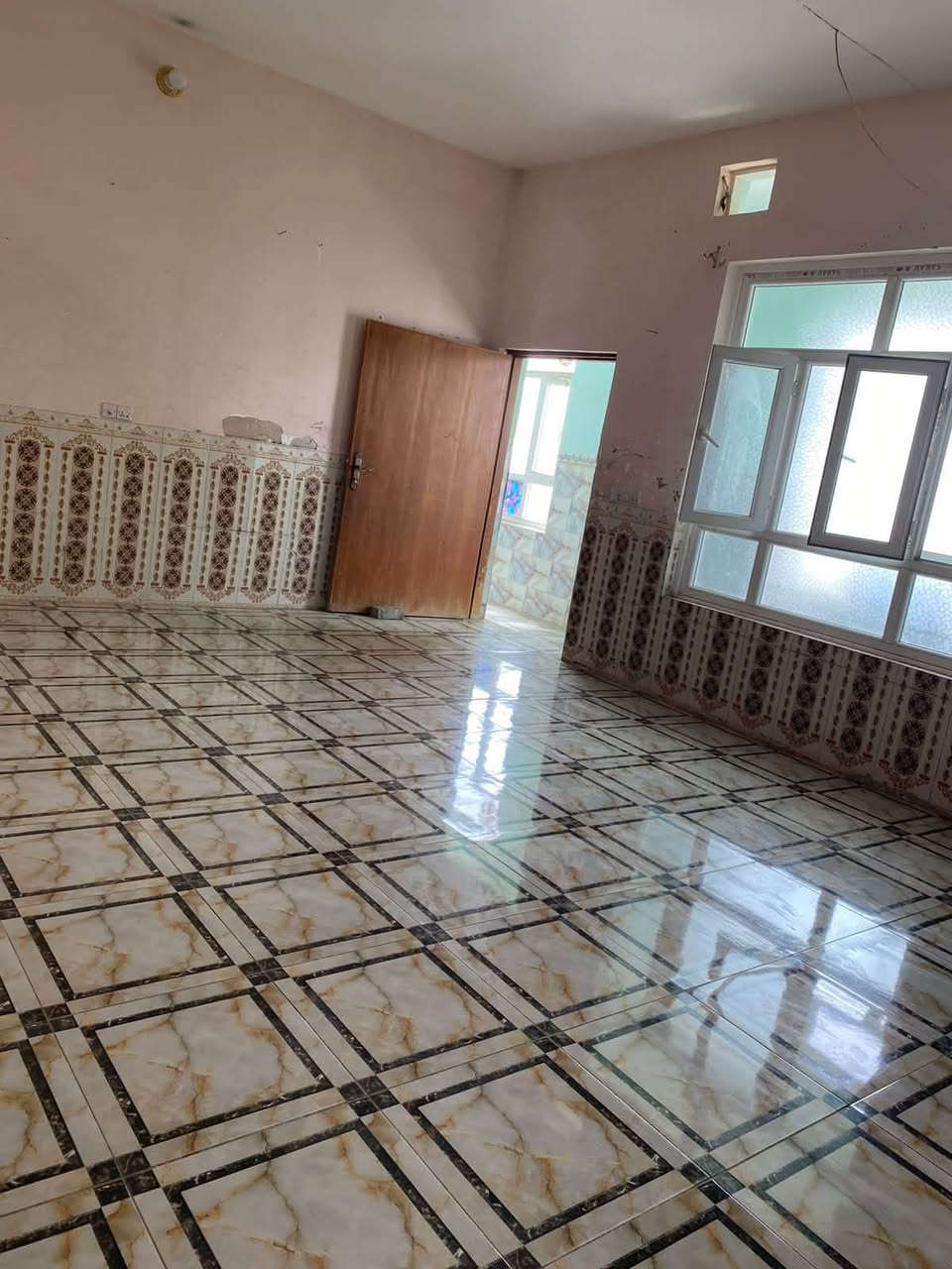 دوانم المعمل • ٢٠٠م • غرفتين