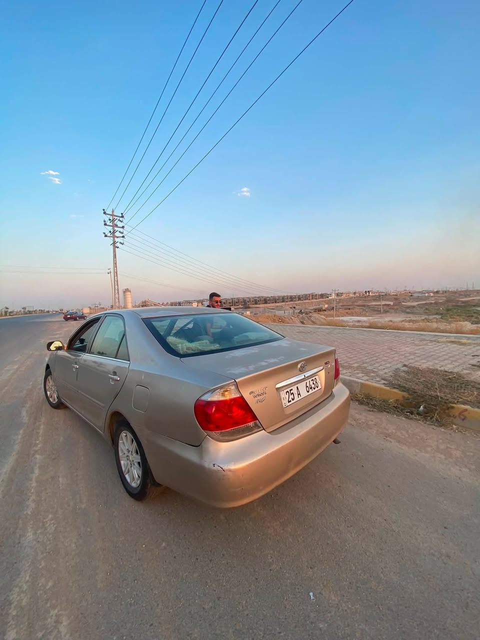 كامري للبيع موديل ٢٠٠٥ وارد كير محرك شرط تبريد ثلج رقم إنكليزي بسامي رقم ***********
