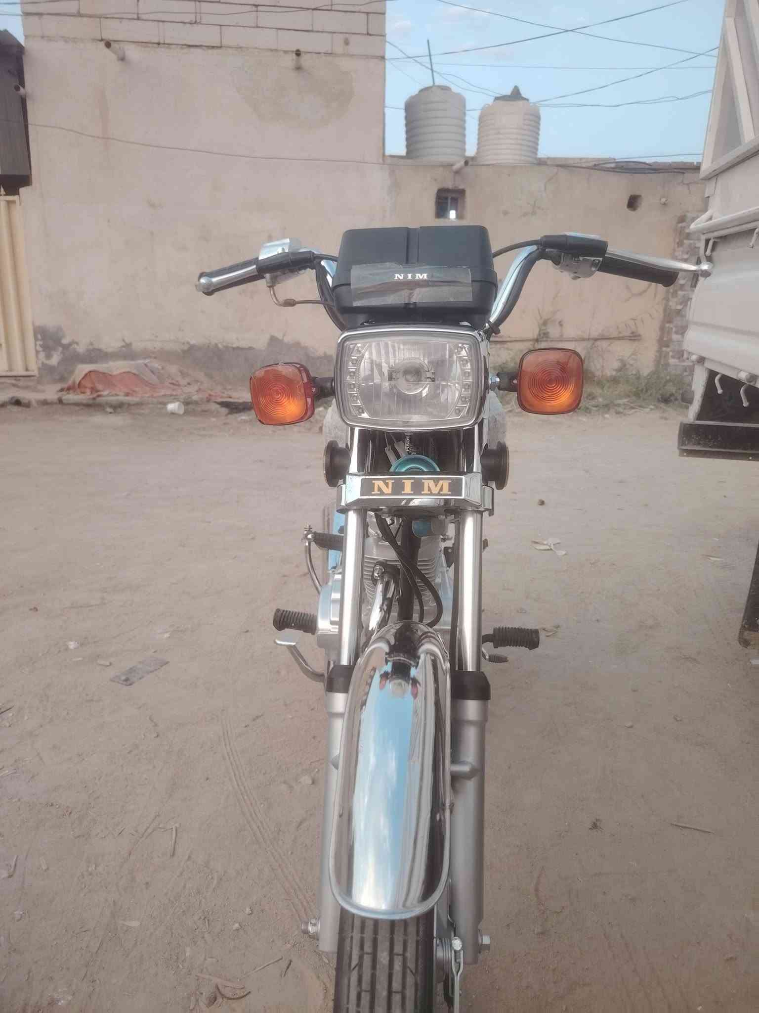 مدير 27 • نظيفه • بالكرتون