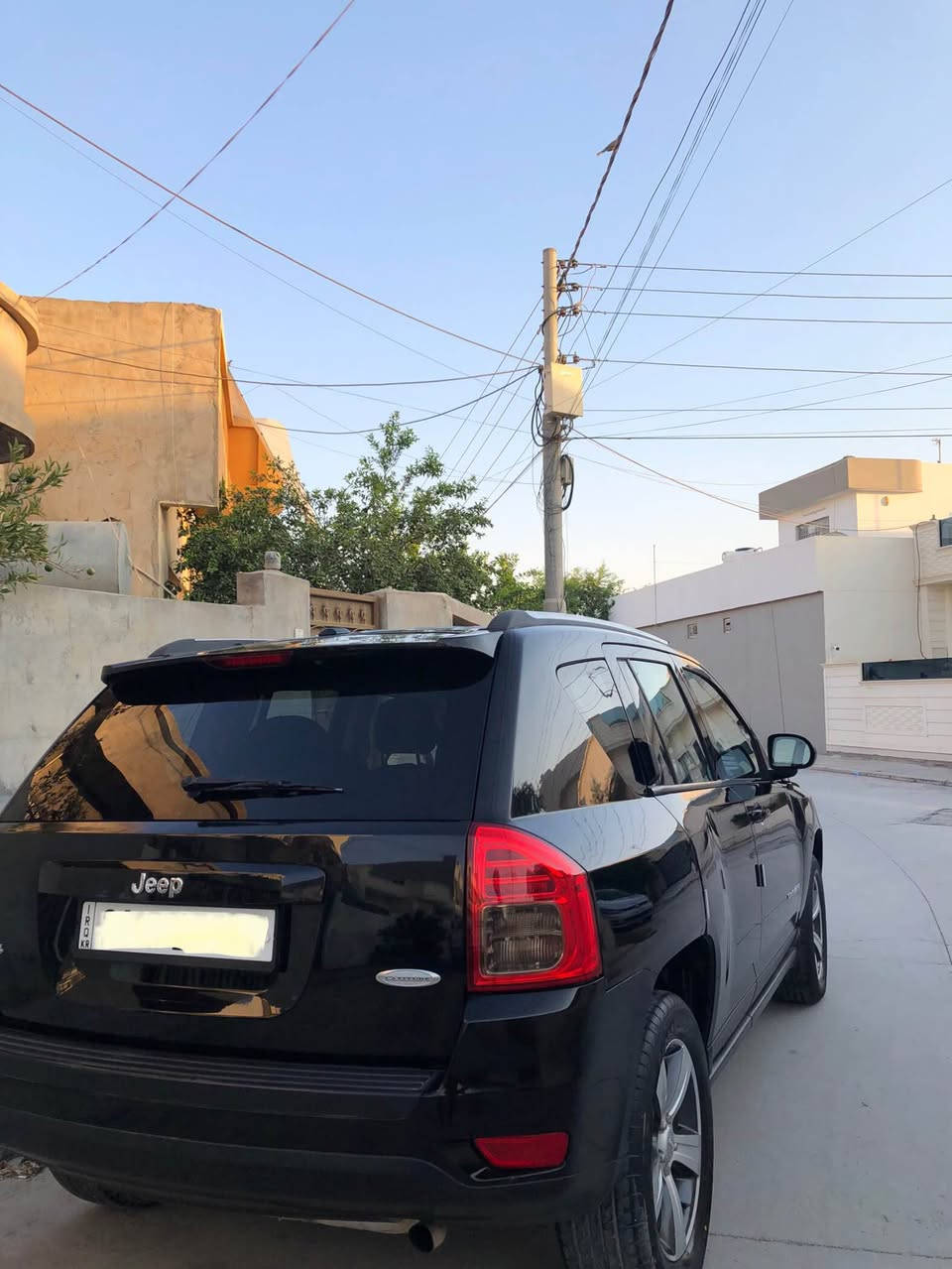 Jeep compass 2013 
جێب کۆمباس 
دەبل ئەکسل ٤x٤
مەکینە ٢.٤ مەرغوب 
گێر و مەکینە بە شەرت
گێر تۆماتیک و عادی 
١٥٠ رۆشتووە 
بێ سبوغ یەک تۆز کارتی هەیە
تراکشن & دژە خلیسک 
سويچ بەسمە
سلاید 
کوشین هیتەر 
ئاوێنە کارەبای و هیتەر 
تەحدید سورعە و تەحەکومات سەر سوکان
ئیمپی فایەر ناو سندوق بیلاد 
تەحویل و غرامە بە شەرت 
سەنەوی نوێیە تا ٢٠٣٠
100 $ مجال 

***********  ☎️

*********** / viber & whatsup كويسينجاك, أربيل

