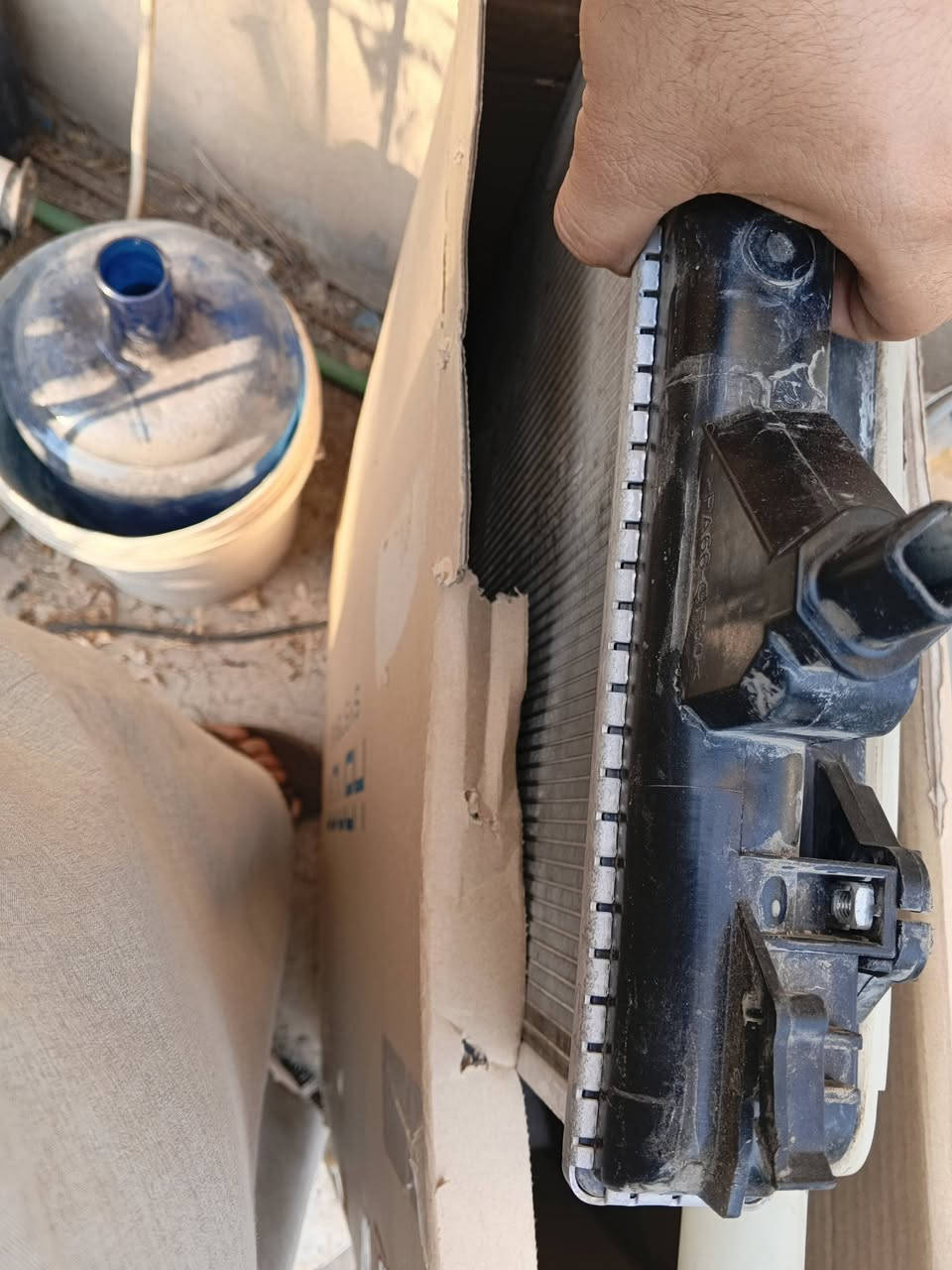 عندي راديتر ومروحه مال النترا 24 مال تفصيخ جدد بعدهن 
***********
