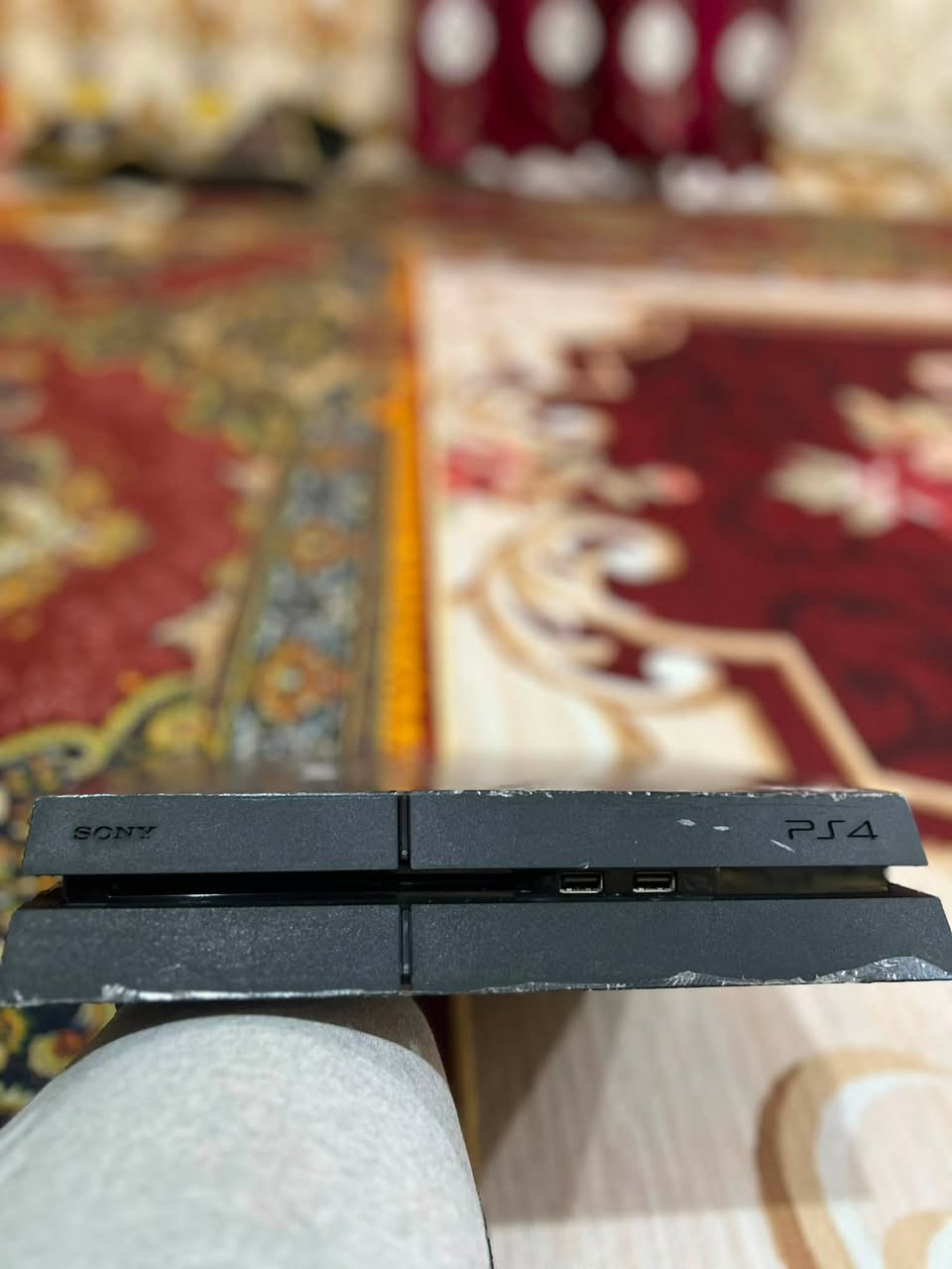 السلام عليكم بلي فور فات مهكر  جديد مستخدم يومين فقط السعر بل خاص  لوك ستيكر لا مفتوح ولا مصلح جديد بل جيس مع يدتين جدد الاستفسار عله هاذه رقم ***********
