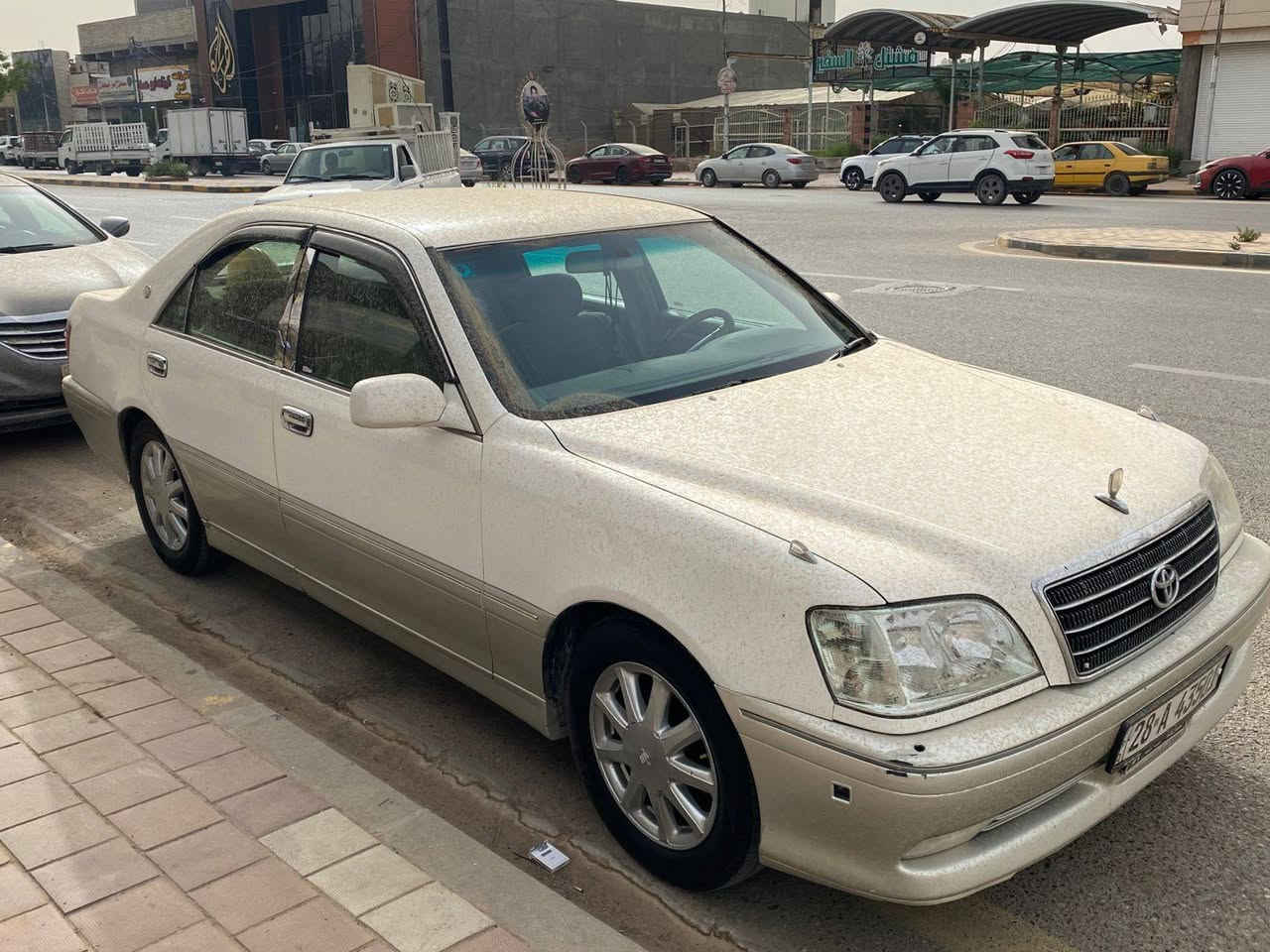 ملكه للبيع مستعجل لي ما يشتري لا يرسل سياره بسمي  دكمتين رقم نجف بيه كفر رقم موبايل *********** سعره 115وبيه مجال
