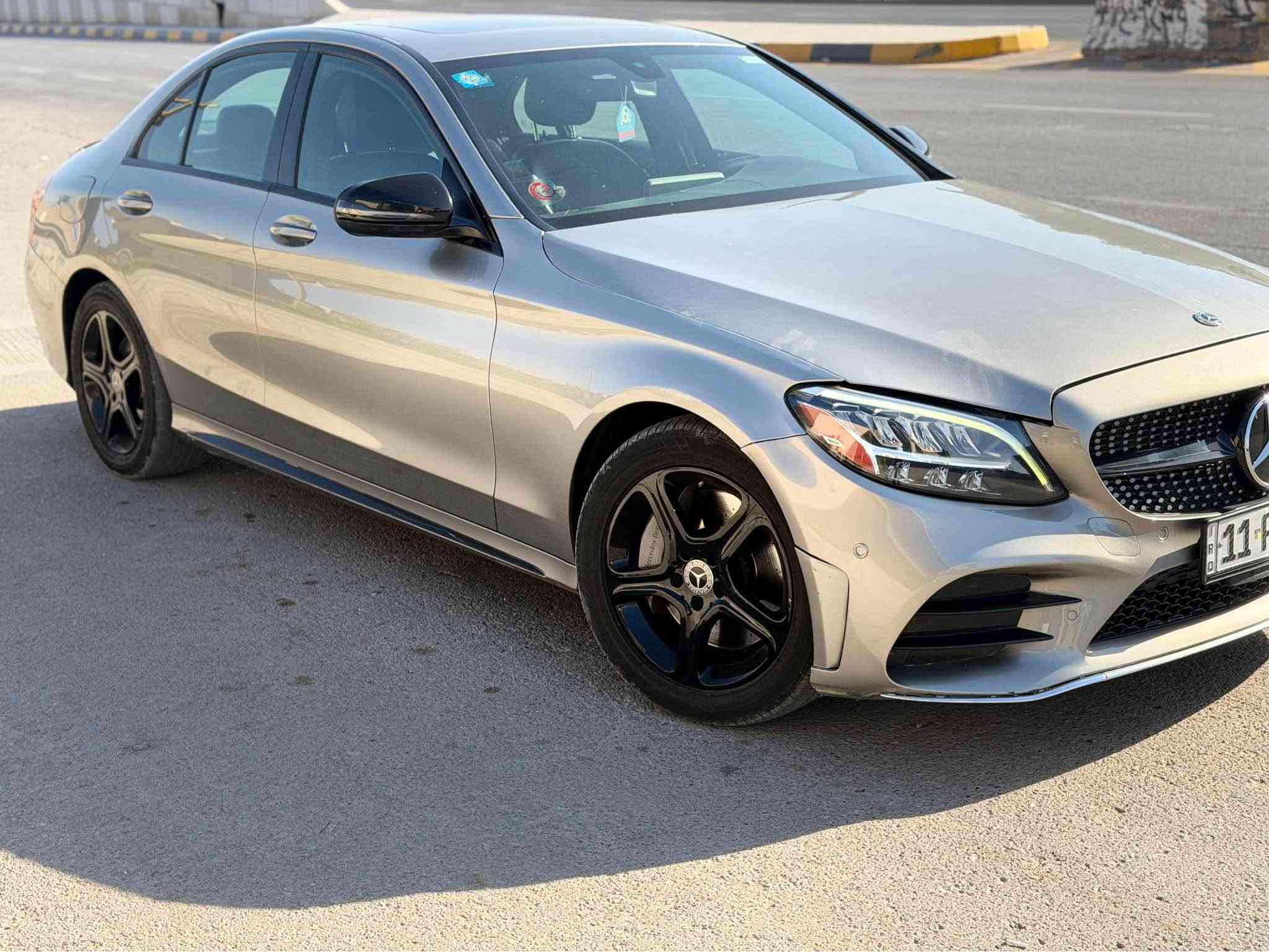 السلام عليكم ورحمة الله وبركاته📌

للبيع  مارسدس c300//2019📌

رقم بغداد انكليزي تحويل مباشر 📌

لون صدر الحمام 3الوان 📌

داخل اسود 📌

فتحه 📌

شاشه كامره خلفيه 📌

كشنات كهرباء 📌

كشنات تدفئه 📌

بصمه 📌

محرك 4توربو 📌

سياره بلاك 📌

كير محرك صدر 100/100سيارة جداً جديده 

ملاحضه حادث جاملغ وبنيد صطحي ✨

الهاتف ***********✨
العنوان معرض النهضة معرض الكرادي 2 بغداد, العراق
