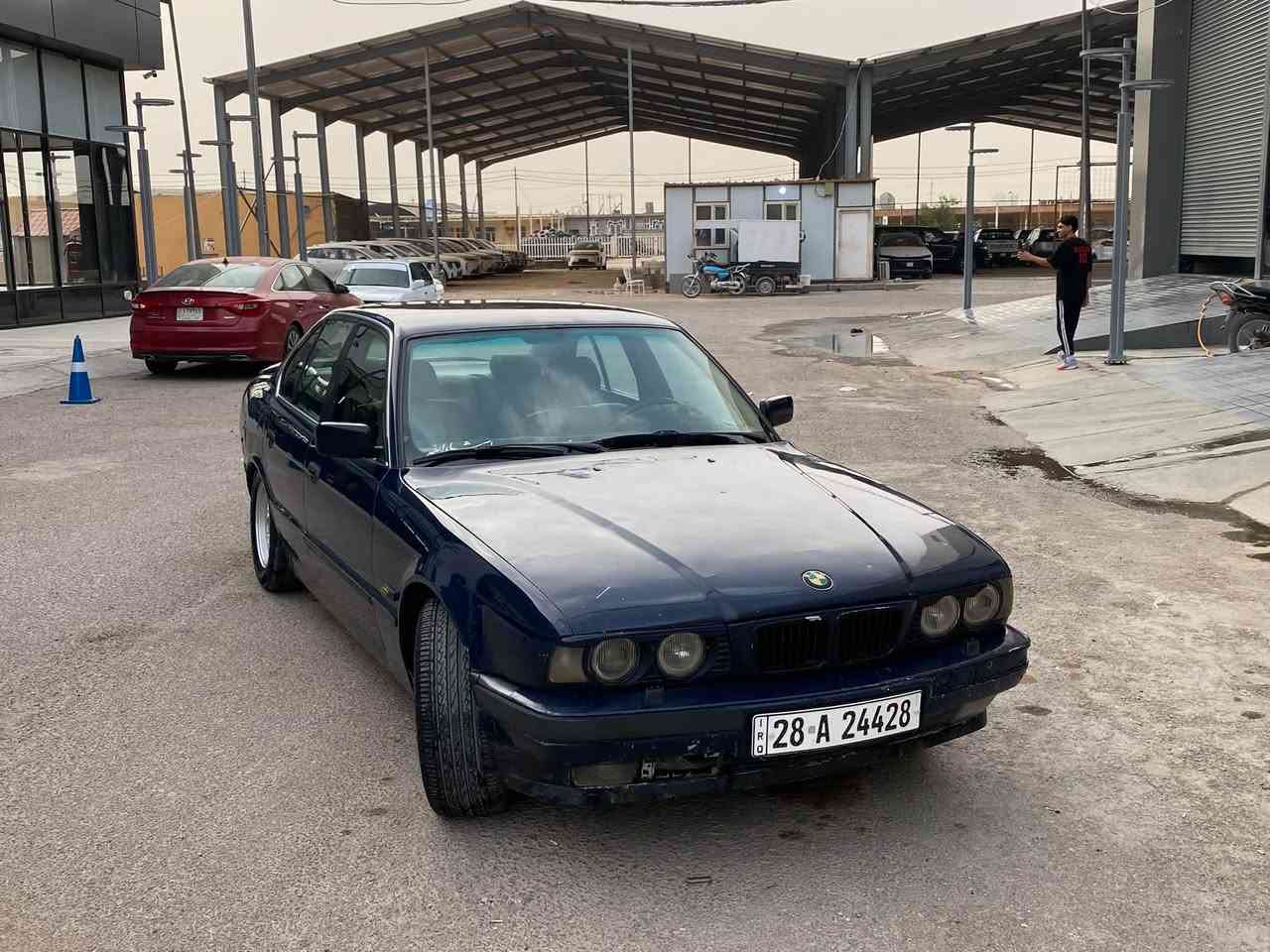بي إم دبليو 520 • ١٩٩٤ • رقم نجف