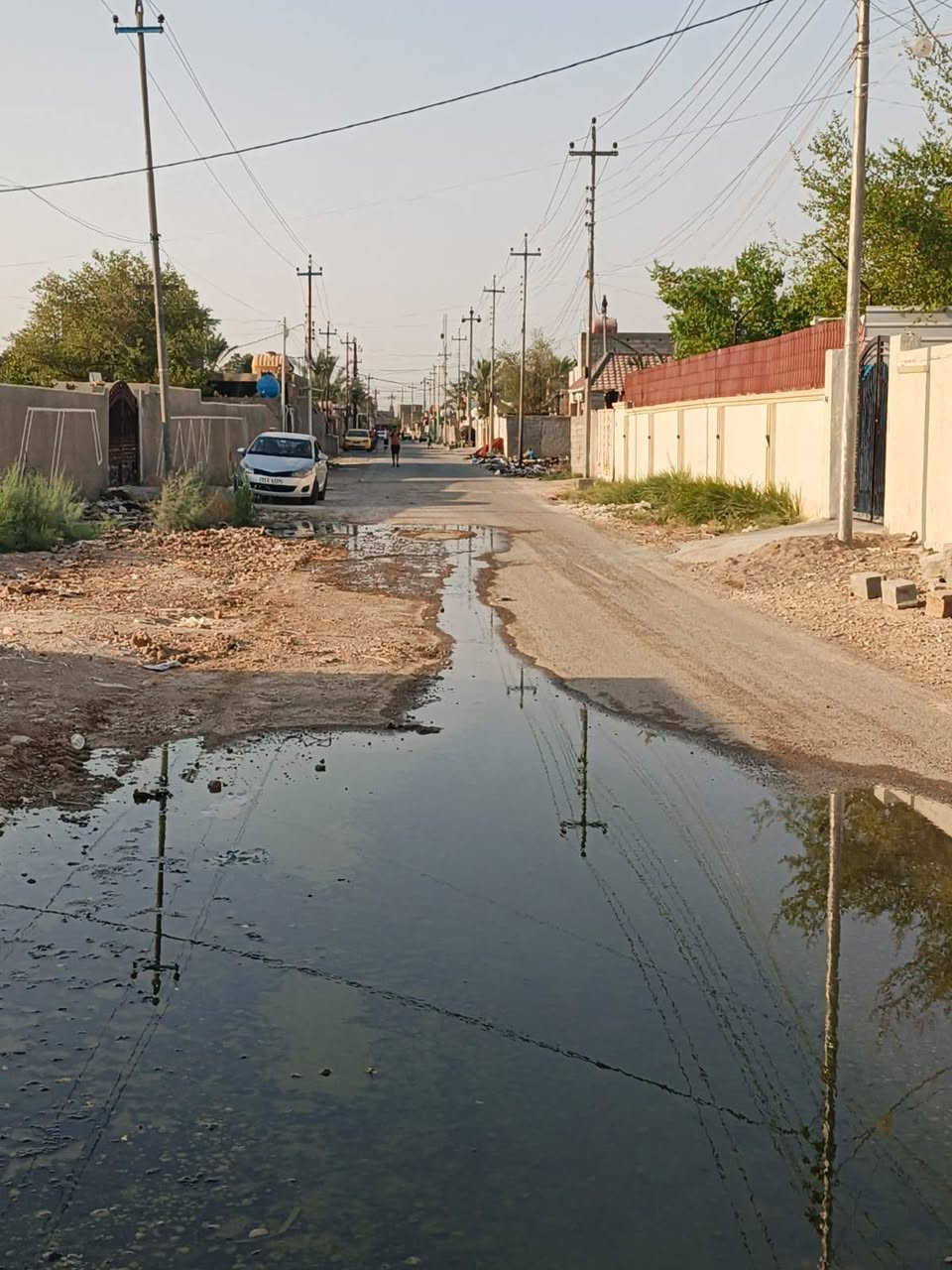 قطعت ارض للبيع او مراوس بسيارة حسب القناعة الموقع منطقت بوب اشام مساحة 125 واجهة 5 ولباقي نزال موقع بوب اشام مقابيل بستان بشار منطقة كامله خدمات مي مجاري كهرباء تبليط نت قريبة عسوك سند 117 منطقة كلهة مبنية 
سعر 17 بيهة مجال بصيط بناء مفتوح بلمنطقة 
*********** واتساب
