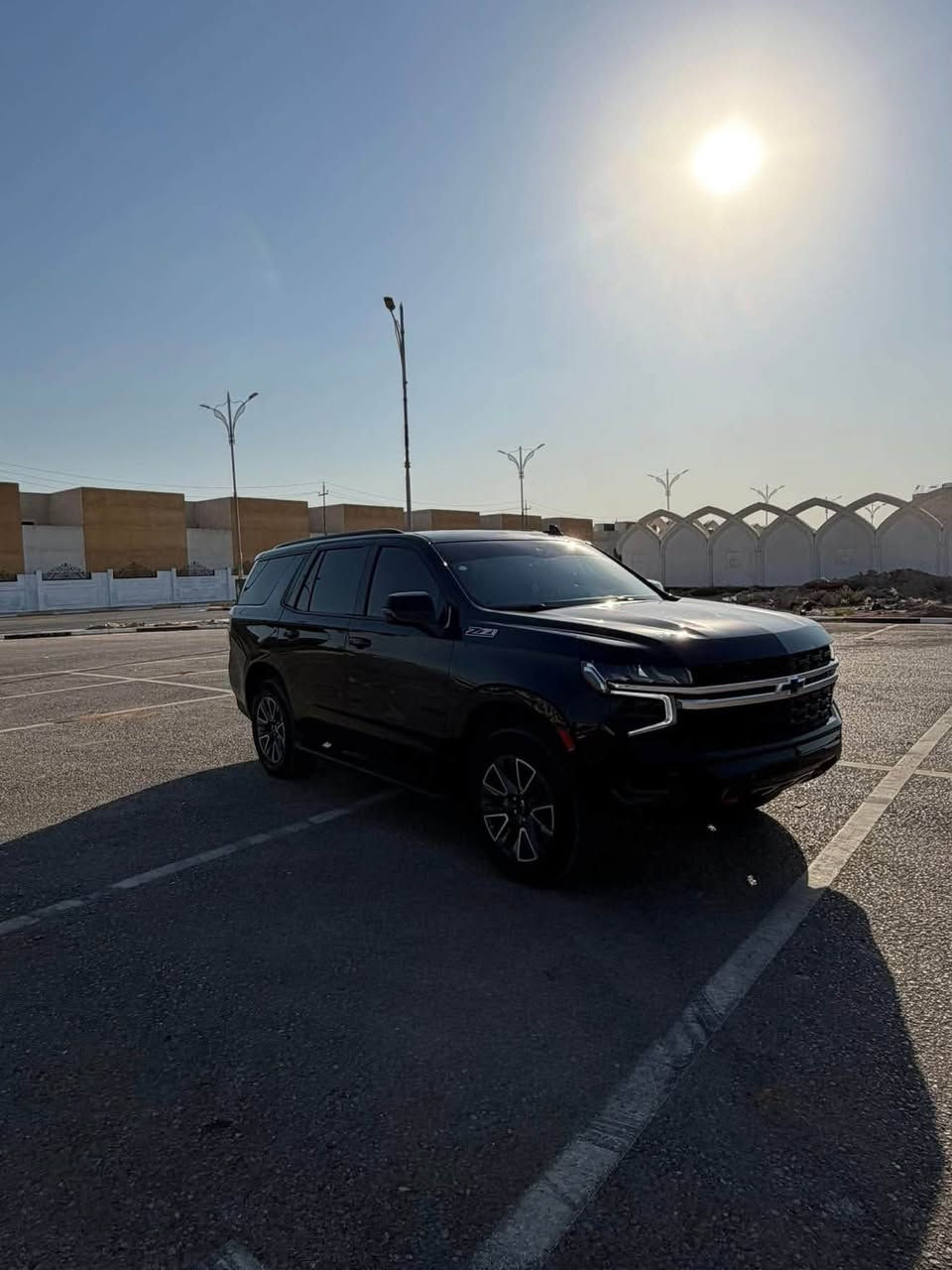 تاهو Z71 2023 فول مواصفات ٣شاشات بنوراما السياره غنيه عن التعريف فقط بيه شبر bdr فقط الباقي كفاله عامه السيارة مغلفه ppdضمان ١٠ سنوات السياره كير مكينه حداديه شرط ***********

