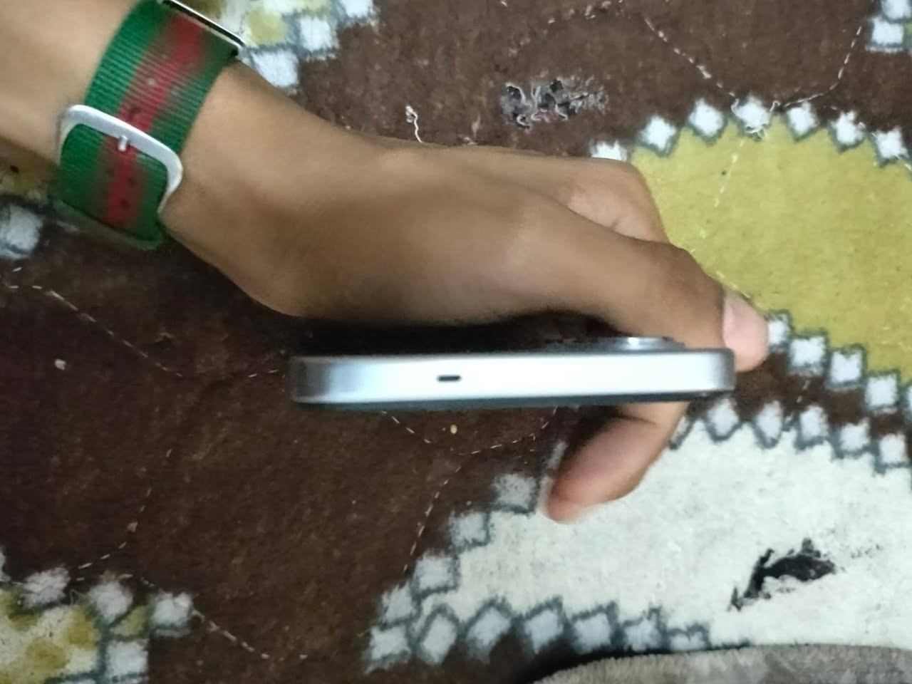 ااسلام عليكم شباب هاذه جهاز البيع ملحقاته كلهن وياا جهاز نضيف
مسدخدم شهرين فقط ول شراي يتصل او يراسل بي وقت 
وذاكرته 256     سعره  180 وبي مجال     ***********
