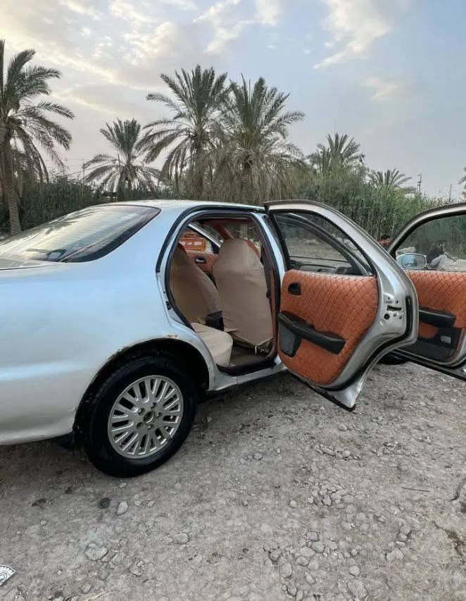 السلام عليكم اكرسته نفخ للبيع السعر 52وبيه لاكصه ولا نقل ولا ضربه مجرد طخات وكولون شوفالعين ماينحمل السياره جارده رقم بصره مشروع وطني السنويه مامنتهي مكان السياره البصره قضاء عزالدين سليم الهوير واذا اكو مراوس ارنب جناز او بطى منفصل عادي الرقم ***********
