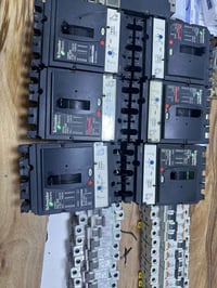 متوفر قاطع شنايدر (100A-125A-160A-250A-400A-630A) اصلي بالة جملة ومفرد...