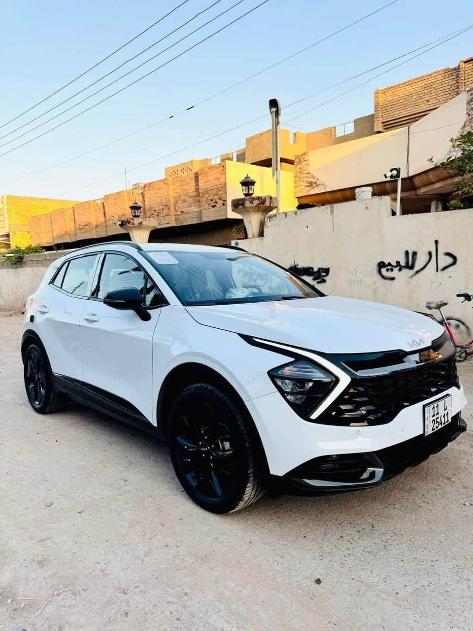 السلام عليكم ورحمة الله وبركاته للبيع سبورتج 25
فول عدا بنوراما ماشية 6الف مكفولة كفالة عامة السعر 233$مكان ابي غريب  ***********
