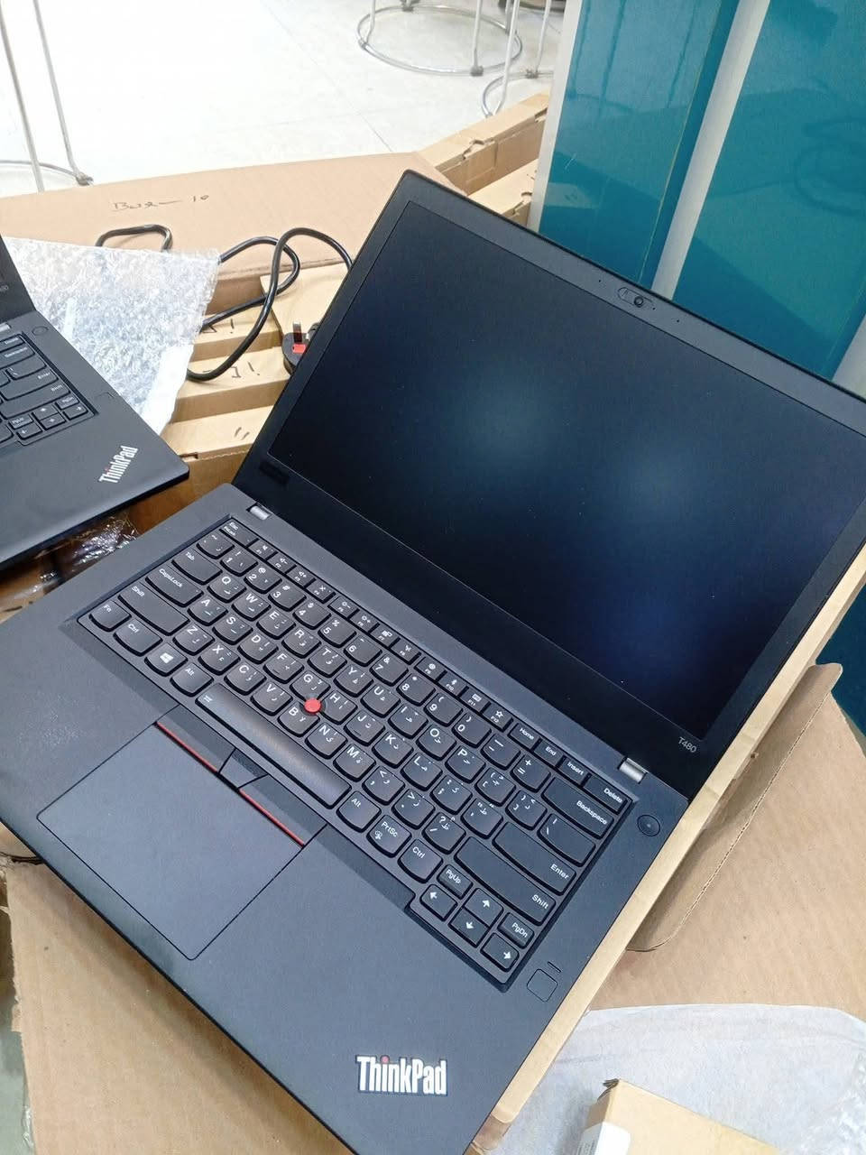 🔹 المعالجIntel Core i5-7200
🔹 الجيل: السابع
🔹 الرام: 8 DDR4، قابلة للترقية حتى 32GB
🔹 هارد 256 SSD
🔹 الشاشة: 14 إنچ
🔹 الدقة: 1366×768 أو Full HD 1920×1080
🔹 كرت الشاشة: Intel HD Graphics 620 مدمج مع المعالج 
🔹 لابتوب للبرمجة والامن السيبراني والبرامج الهندسية والگيمنك 
***********
واتساب
