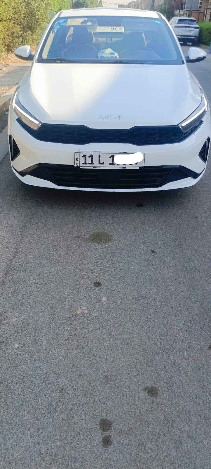 كيا • ٢٠٢٣ • فتحة سقف