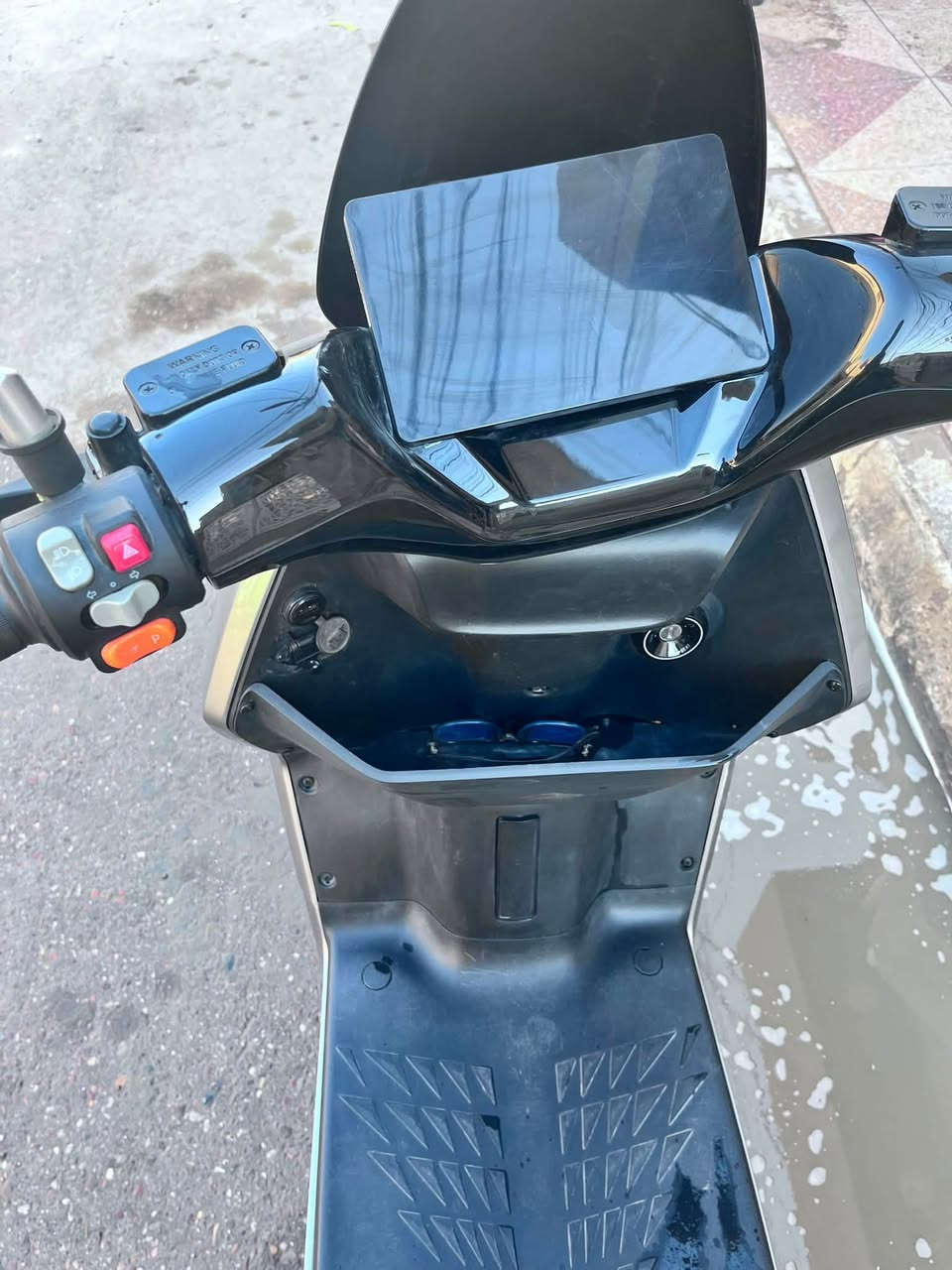 دراجة شحن سوبر أيبو  اخذتها من مؤيد طيارة بطارية ليثيوم ملف 2000
رايدها مليون وربع وبيها مجال مكاني الزعفرانية 
***********
