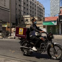دلفري • مطعم • مبيت واكل