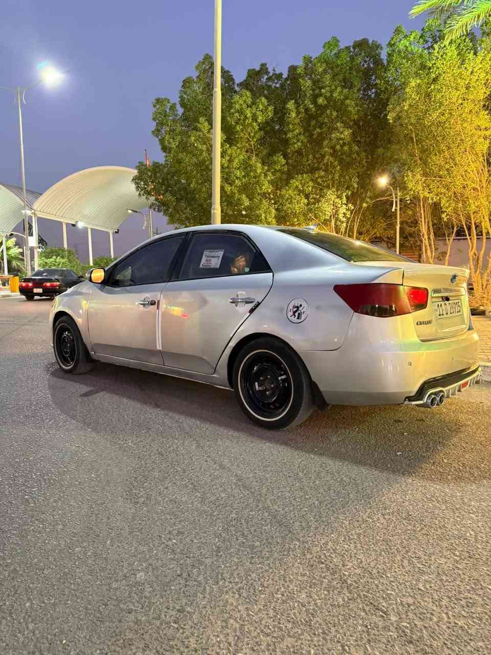 🖤﷽🖤

للبيع كيا فورتي فـول مواصفات 1/1
(جـاهزه كيرمكينه تبريد.)
السياره مـتجايه.كصه قماره 
رقم بغداد الجديد+سنويه جديده باسمي مداور ثاني يوم
السعـر 62$وبيه مجال حك الجيه 
للاستفسار ***********  مكان السيارة نجف
