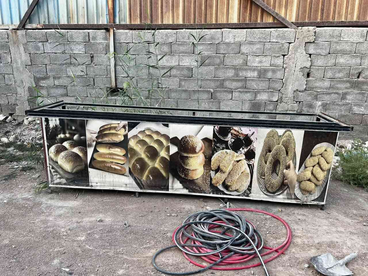 أشيل ١٥ صينية • ميز عرض كهربائي • خانة كعك