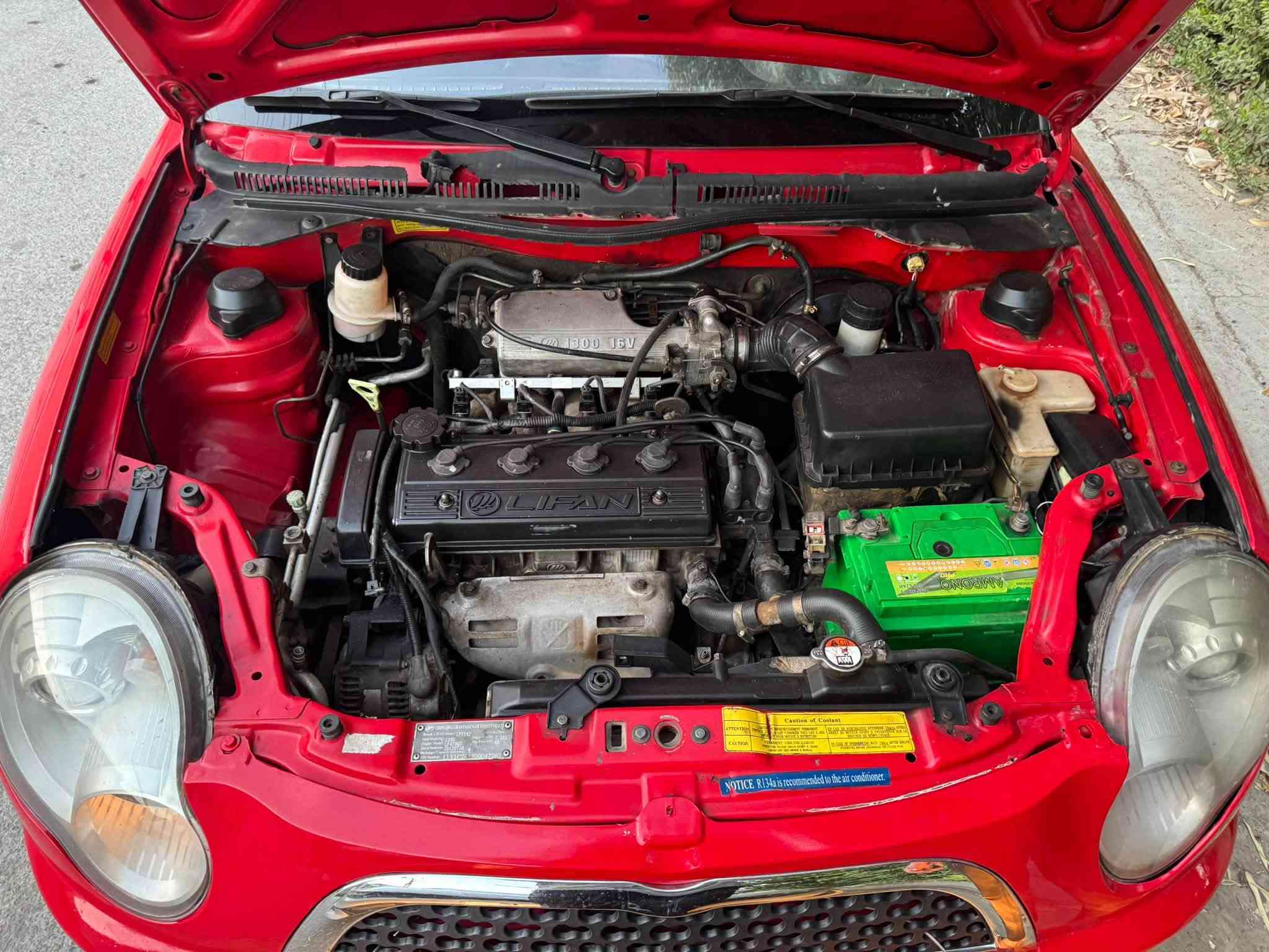 السلام عليكم 
ليفان 2013 بيها بابين واحد صبغ واحد مبدل ومصبوغ مكينه وكير شرط تبريد ثلج وايرمنيه اصل مكينه 1.3 اصل ما محور كهربائيات كامله طخم امامي خلفي جديد تايرات جديده ما ناقصها كلشي ما عده حساس الكيلو متر. مرايات كهرب واشاير بالمري شاشه جامات كهرب ويل كب سقف ابيض السياره مرتبه وجاهزه على آخر حبه. رقم بابل سنويه 2028 شرعيها بمحافظة بابل سعرها 37 ورقه وبيها مجال مكانها موصل حي سومر للاستفسار على الرقم ***********
