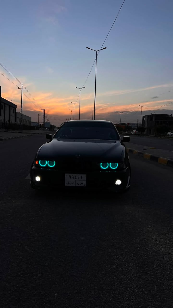 صقر e39 السياره داخل وخارج كله m اصلي
منضومة ماء جديد هيه والجوينات والدبه 

منضومه تبريد ستوني مسويه جديد

شرط ترايك من البصره للموصل 

داخل مميز السياره موديل 2000 اصل 

لون مميز ويل bbs اصلي وكاله ماخده

شاشه جبيره كلش كار بلي وصوت سماعات عالي  

تخم تاير جديد اصلي 

باتر امرون اصلي 

منضومة زنوه كامله 

لدات سوارات متغير الالون بالتلفون 

كشنات كهرباء 

فتحت سقف كير ومكينه وأكسل كله شرط 

وبعد بيه هواي سوالف بدون ضربه صبغ عام اثر جراد وعندي صور قبل الصبغ

السعر 96 وبيه مجال للشراي 
للاستفسار ***********

مكاني نجف
