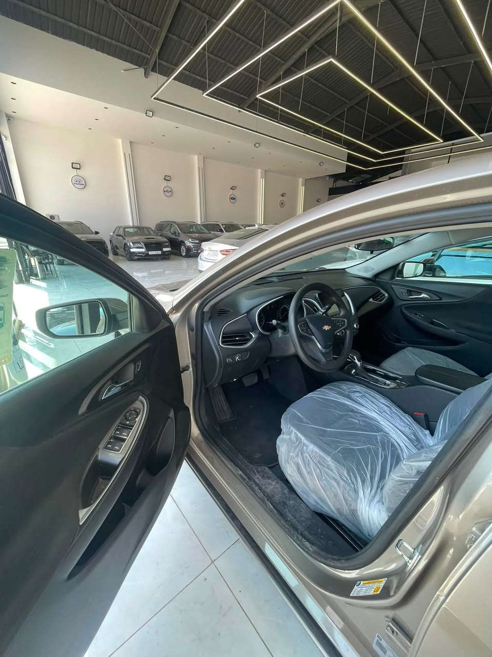 شوفرليت ماليبو 2024
LT+1.5تيربو 
45000kg
كامره خلفيه حساسات بلدعاميه +بصمه +كشنات كهربائيه+ شاشه لمس+كشنات قماش 

الضرربوند فقط 

السعر والستفسار:***********
