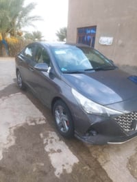 مكلف ب النشر اكسنت 2021 خليجي محرك 1600 ماشية 110 السعر $110 وبيها مجا...
