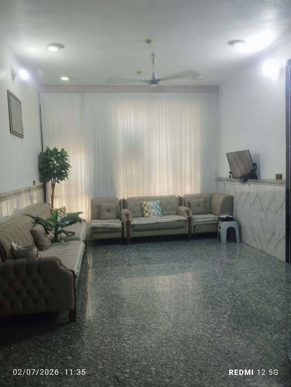 دار للبيع مساحه 500 متر طابو زراعي باسمي نزله الساده البحارنه محاذي للتبليط ركن يحتوي على غرفتين نوم واستقبال وصاله ومطبخ ومجمع صحيات وحديقه خارجيه بمساحه جيده بناء حديث صب كونكريت
السعر على الخاص 

***********
دار للبيع مساحه 500 متر طابو زراعي باسمي نزله الساده البحارنه محاذي للتبليط ركن يحتوي على غرفتين نوم واستقبال وصاله ومطبخ ومجمع صحيات وحديقه خارجيه بمساحه جيده بناء حديث صب كونكريت

@

