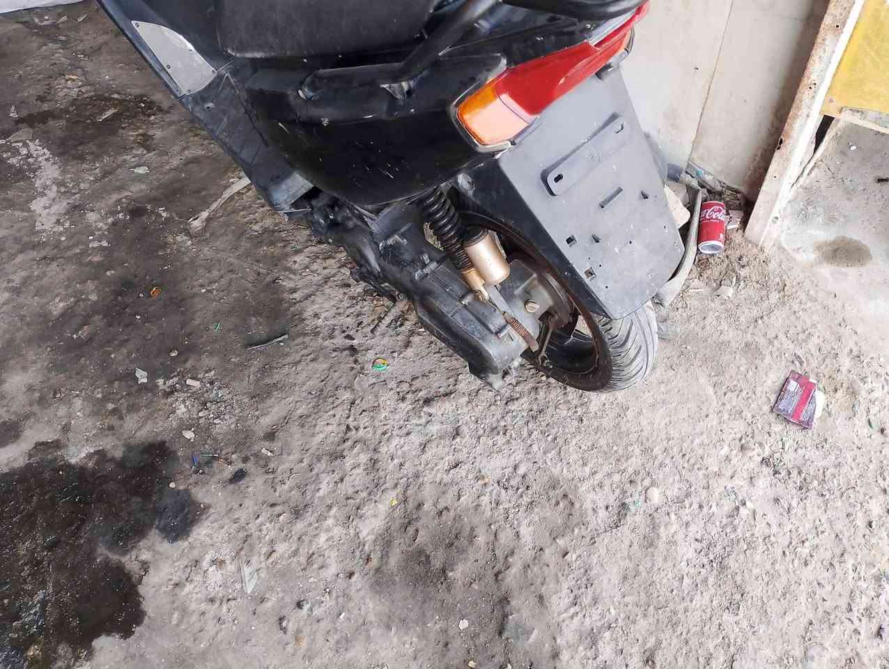 مكلف بالنشر دراجه جبليه سعره ٣٠٠ وبيها مجال مامتواجد خاص هذا رقم صاحبه تواصل ويا***********
