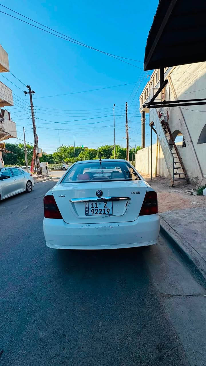 سلام عليكم 
جيلي CK موديل ٢٠١٢ 
سيارة نظيفة من كل النواحي 
كير مكينة كشر تبريد كهربائيات 
سنوية جديدة ولحد سنة ٢٠٣٠
السعر ٤٢ وبيها مجال 
مكان بغداد 
***********
***********
