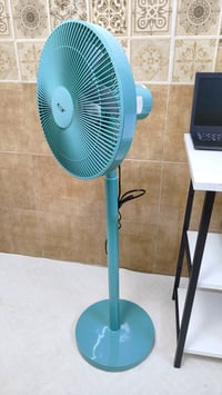 ٧٠ واط • ٧ ريش • ١٠٠ سم