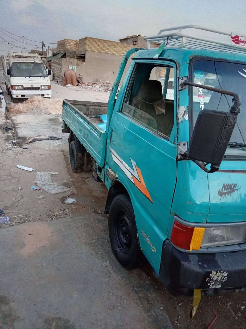 سلام عليكم كيه بنكو مديل ٩٣ كير محرك مكفولات رقم بغداد بسمي سعر ٣٨رقم ***********
