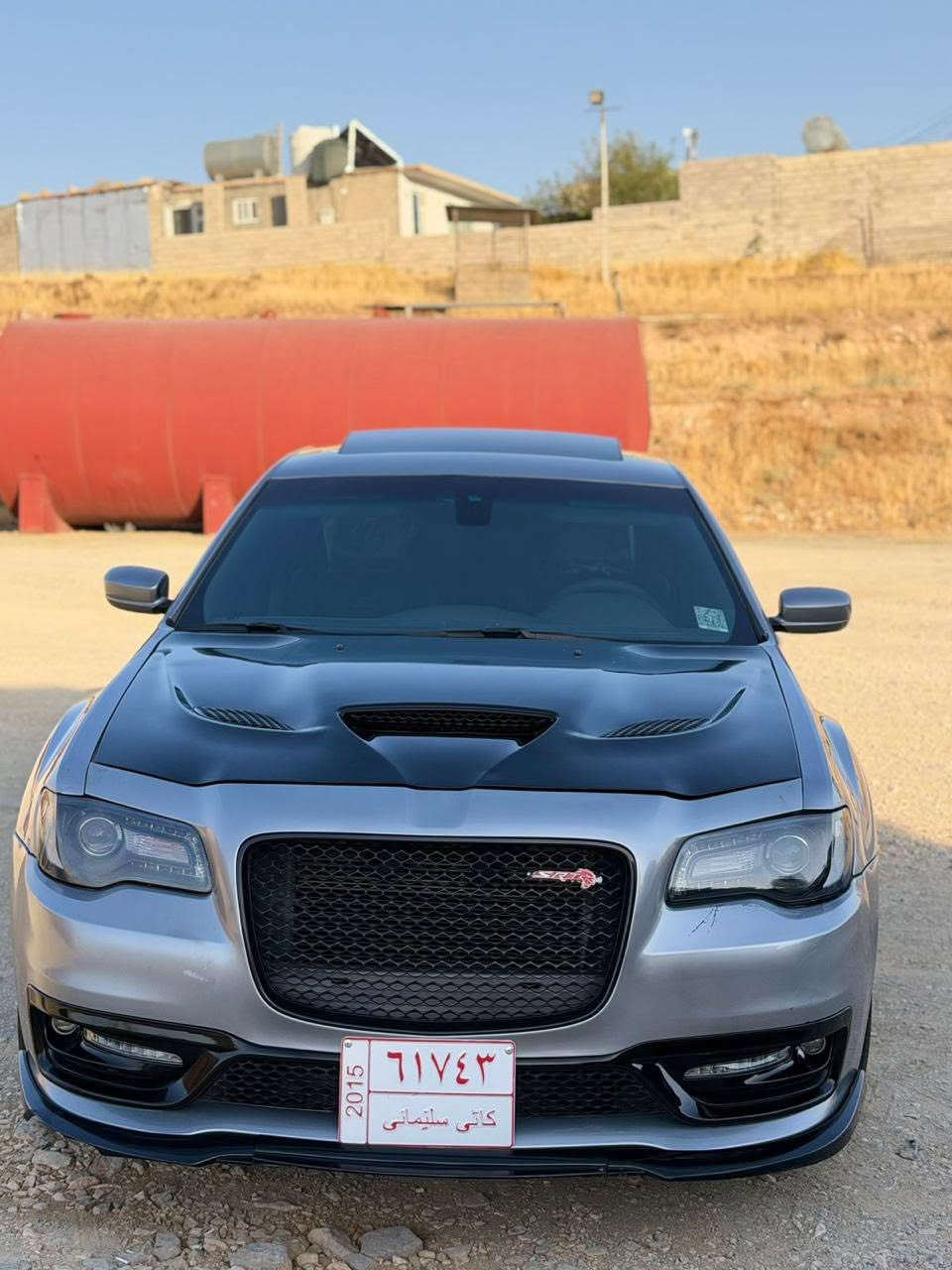 Chrysler s300
مواسەفات فول فولە
مۆدێلی 2014
کامل پێشی کراوە بە srt  لەحیە شۆڕ
سیستەمی سەتی بۆ دانراوە
بەرمەجەیە
سەیارەکە ساخە کۆد و ڕەقەمی بۆ کراوە 
تایبەتە لە جوانی ڕەقەم یەکە 
بۆ یەک دینار مەسروف مەگەڕێ
نرخی 95 گەڵا و مەجالێکی برایانە
ژمارەی تەلەفون 
***********
