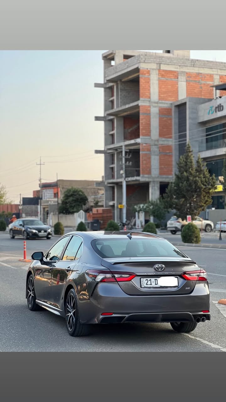 كامري SE • ٢٠٢٢ • ١١٠٠٠٠ كم