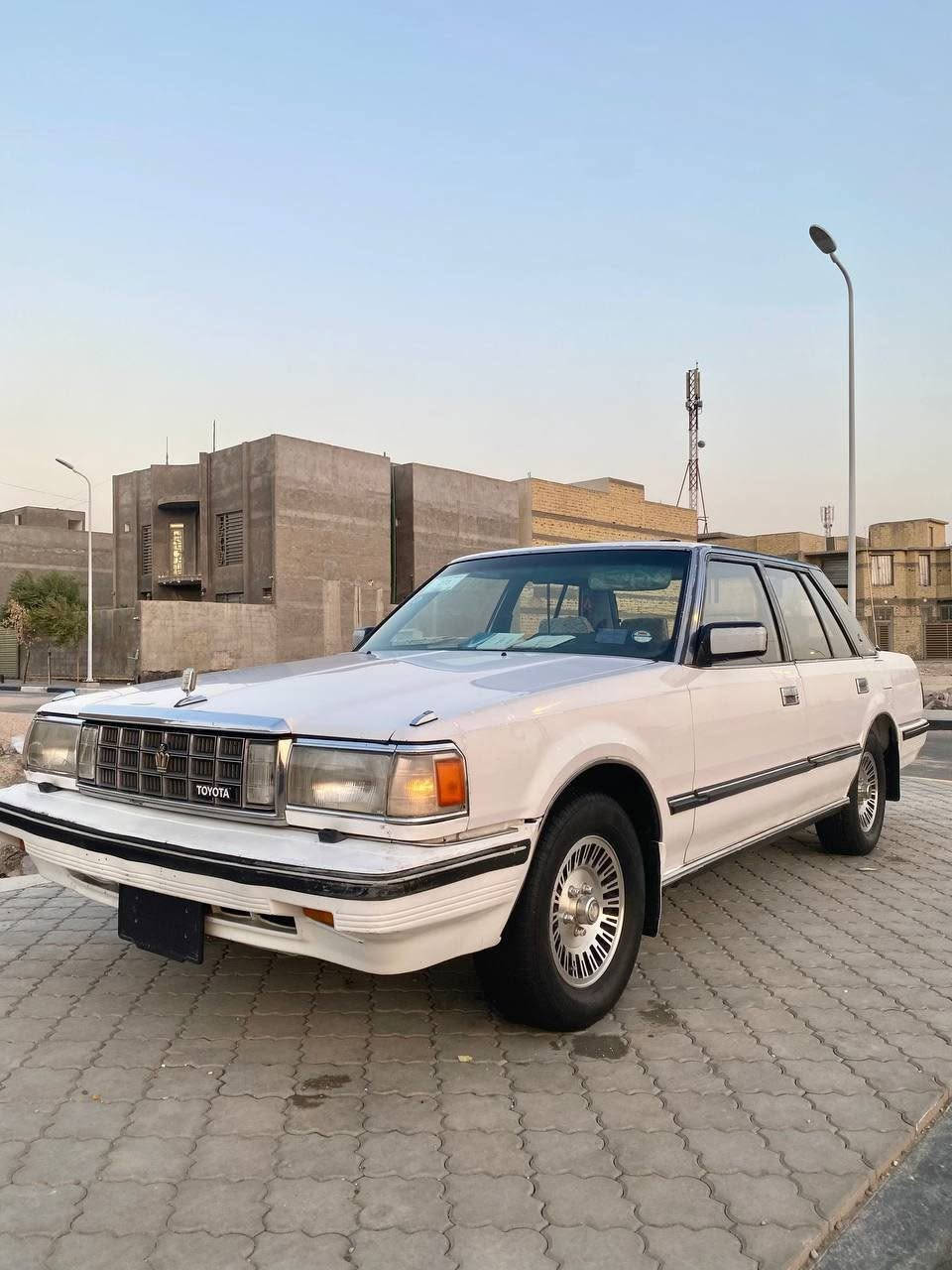 سلام عليكم للبيع اومراوس سوبر كراون موديل 1987خليجي فول مواصفات رقم بغداد دولي  مميز باسمي مكفوله كفاله عامه من لضربه وتبديل ولصبغ مكينه كير حداده تخم تاير كله جديد تبريد نغص كمبريسر فقط كهربائيات كلها شغاله بلاديه سياره ماملعوب بيها كلشي شغال مكان بصرة اتستفسار (***********) حبيبي الغالي تشوف سياره ماتناسبك اعبر لمنشور بكلمه طيبه
