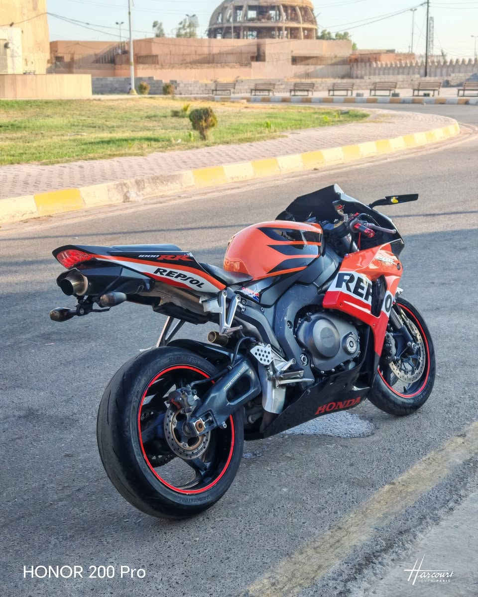 السلام عليكم

هوندا RR1000

مكفوله كفاله عامه

1234 بطناش شلع صاروخ

بدون اي نقص

حماوه ثابته 85c

دهن أصلي مي اصلي

وياه زوج تايرات جدد

وياه تخم كفرتات جدد احمر

ويها ستاند اصلي

ويها جادر اصلي

السعر 25 من اخير بيع نقد فقط

*********** صلاح الدين تكريت

