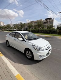 اكسنت • ٢٠١١ • مكينة بلا عيب