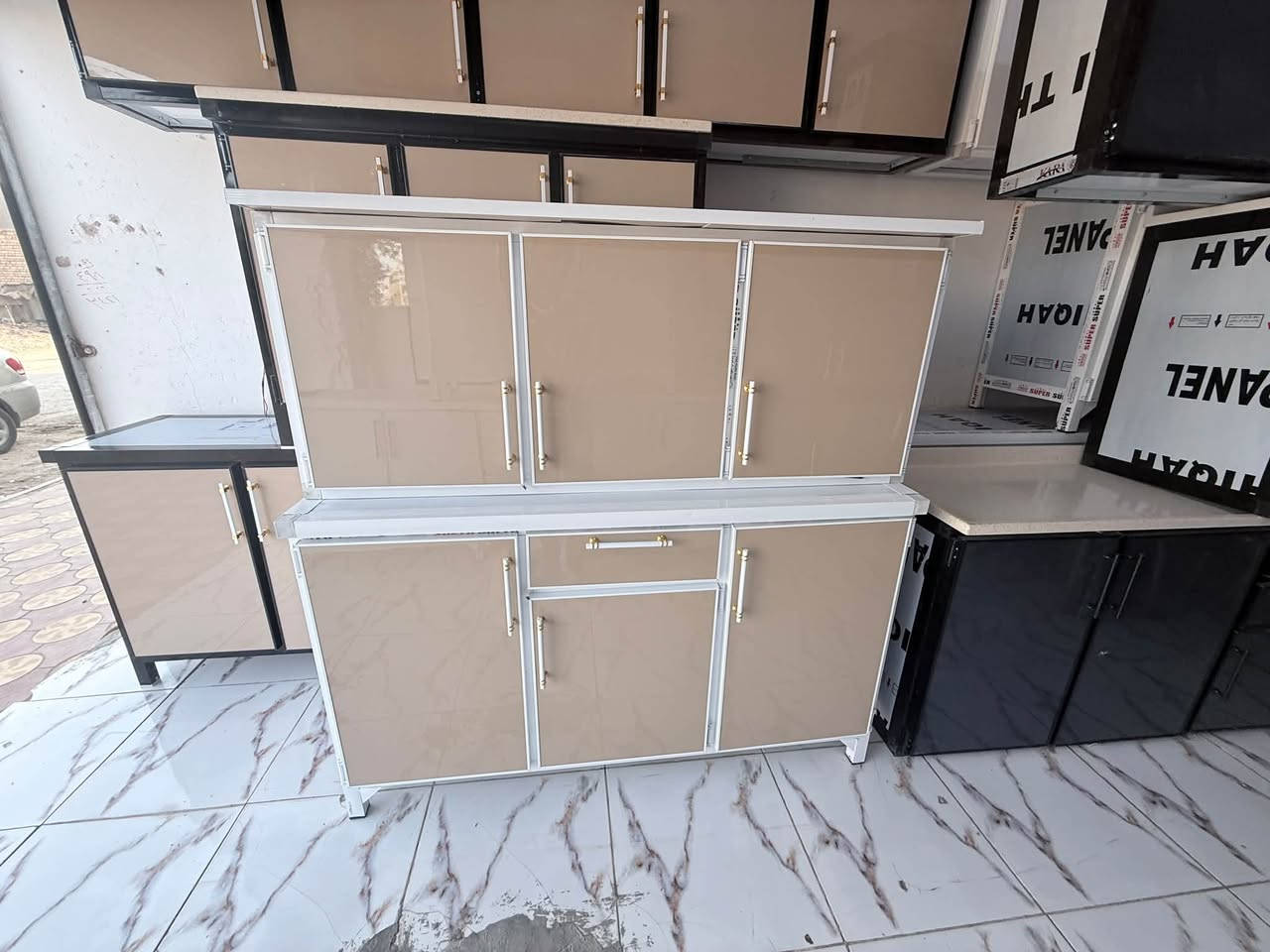 مجمع محسن الشمري 
تم وصول حاويه اثاث 
متوفر كاونتر قياس 2 متر 3 قطع فقط سنكي مرمر
متوفر كاونتر قياس 2 متر 3 قطع مرمر
متوفر قياس مترين ونص 3 قطع فقط سنكي مرمر
متوفر قياس مترين ونص 3 قطع مرمر
متوفر قياس 3 متر ديكور دنكه مرمر 
متوفر قياس 3 متر تصميم زاويه 
متوفر كاونتر قياس متر 50 مختلفه 
مترفر كنتور 2 بواب 
متوفر كنتور 3 بواب 
استفسار الرقم او واتساب ***********
قضاء عفك قرب الجسر حمام
