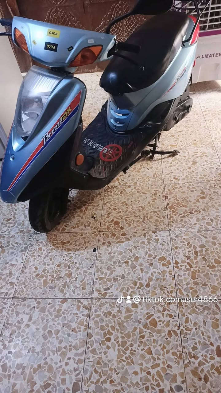 . بريز ياباني سلف هندر محرك بلادي سعر 400  أكو مجال       حي الغدير قرب سلام عليكم اني مندوب اي شي عندك ابيعه بعموله من كربلاء الي عنده يتفضل خاص 
 مبايل ***********يوجد واتس بالرقم  كربلاء حي الغدير
