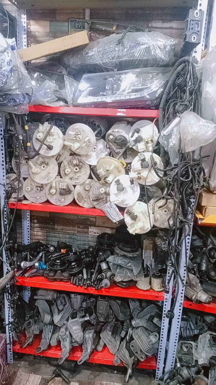 قطع غيار شوفرليت
الفرع الاول ..سوق بغداد القصر الابيض ***********

الفرع الثاني...البياع الشارع الرابع قرب مطعم ابو ايهاب
***********
