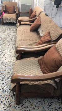 للبيع ب ١٠٠ للاتصال واتساب  07711901279