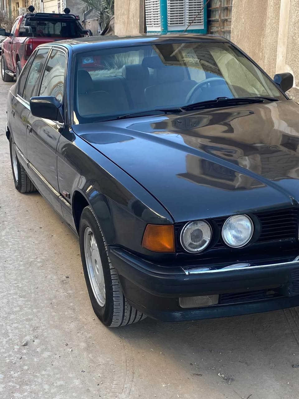 بي ام 735 موديل 91 رقم بغداد بأسمي السعر 58 مامتواجد على الفيس ***********
