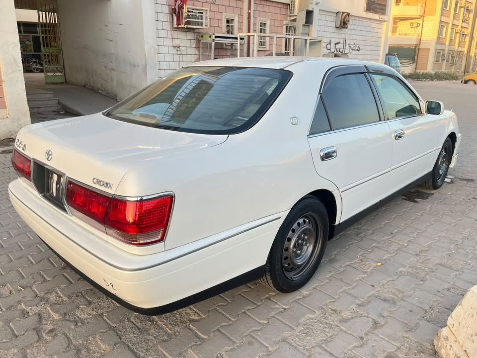 مكلف بالنشر ⚠️. للبيع تيوتا كراون ملكة رقم انبار انكليزي باسم راعيها مكانها بابل
لسيارة كرستال اصل  ✅

دشبول هادي حتيتة ✅

تبريد ثلج ❄️ منضومة جديدة ✅

اللون صدفي ✅

شاصي 175 دي فور الجبيير مكينة حاوية جديده ✅

كير جديد شرط مال حاوية ✅ 

لايت كرستال جديد مال حاوية ✅

بك لايتات كرستال تخم جديد ✅ 

السيارة 3 دكم اصل شاد الها صاجية دكمتين ✅

بردة خلفية ✅ 

للاستفسار [***********] راعي السيارة
