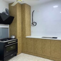 كاونتر جديد غير مستخدم للبيع  الداخل ألمنيوم سعودي واماراتي والبليت ١ ...