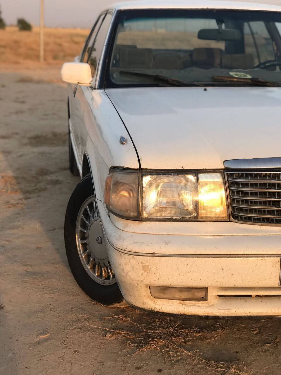 السلام عليكم ورحمه الله وبركاته
ارنب موديل 1992
لون أبيض 
رقم بغداد نكليزي 
يسار بلاد تبريد تدفئه شغال 
 محرك3000بلادي كير بلادي 
سنويه2027 تنتهي 
السياره بسمي مداور بسمك كبل 
كهربائيات كلها شغاله 
للاستفسار الاتصال  
***********  
مكان السياره القياره
